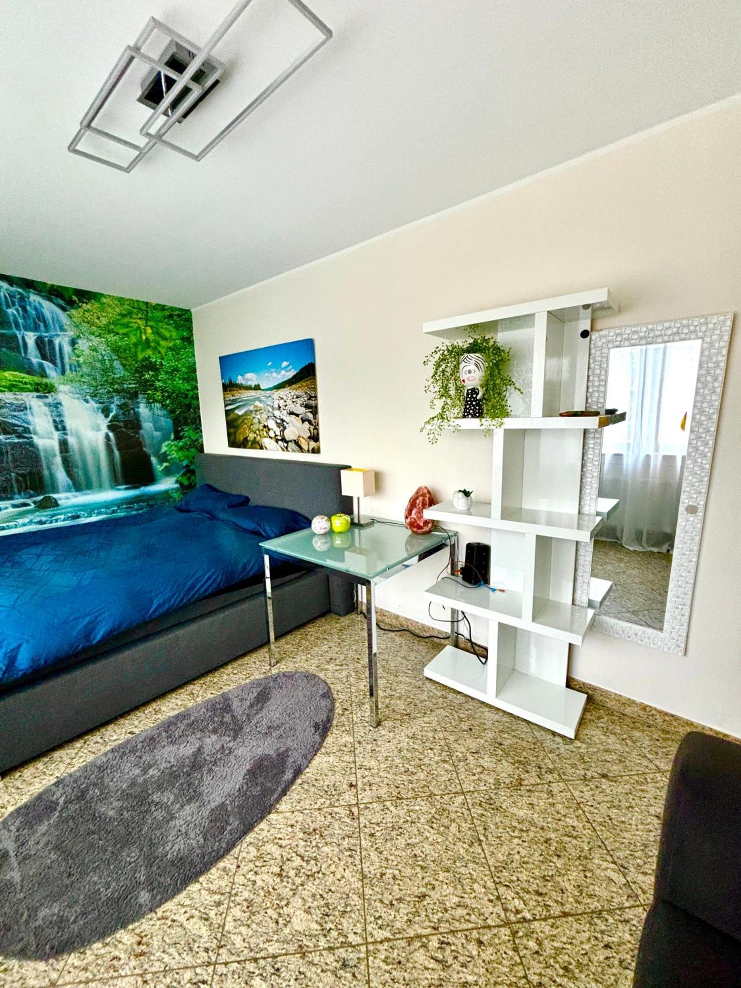 Magisches Doppelzimmer Mit Atemberaubender Wasserfall-Wand In 塞利根施塔特 外观 照片