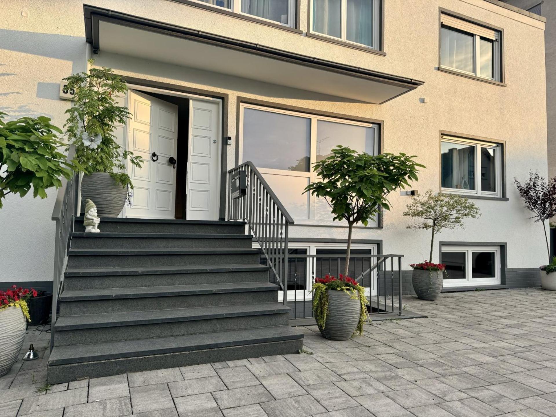 Magisches Doppelzimmer Mit Atemberaubender Wasserfall-Wand In 塞利根施塔特 外观 照片